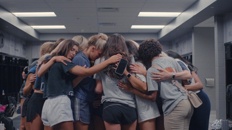 AMERICA'S SWEETHEARTS: Dallas Cowboys Cheerleaders 4